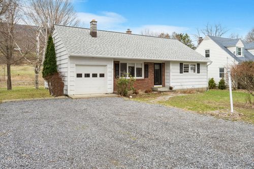 303 New Salem South Rd, Voorheesville, NY, 12186-4935 | Card Image