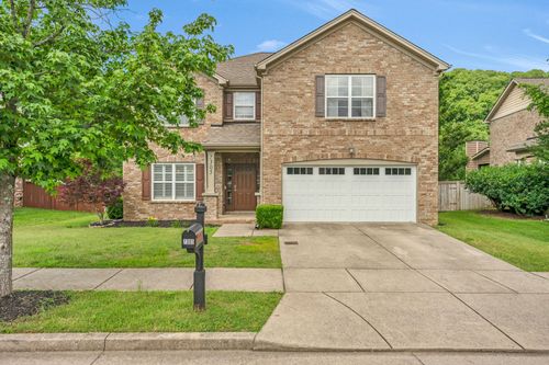 7305 Riverfront Dr, Nashville, TN, 37221-6570 | Card Image