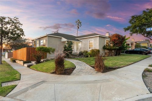 10253 S 4th Ave, Inglewood, CA, 90303-1601 | Card Image