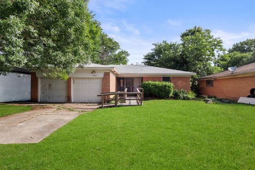 8923 Jennie Lee Ln, Dallas, TX, 75227-8332 | Card Image