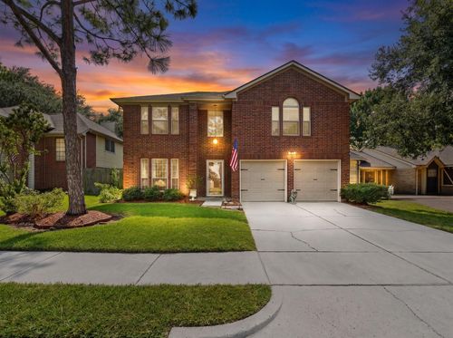 1118 Wentworth Dr, Pearland, TX, 77584-2327 | Card Image