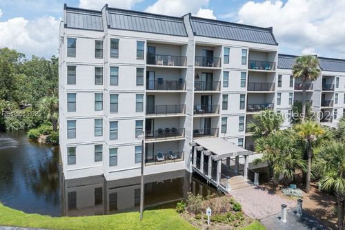 a18-34 S Forest Beach Dr, Hilton Head Island, SC, 29928-7432 | Card Image