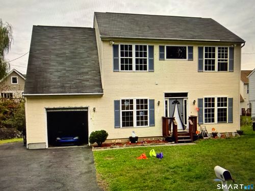 40 Marlin Dr, Norwalk, CT, 06854-1112 | Card Image