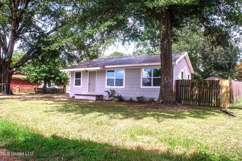 200 Louisa St, Pearl, MS, 39208-5001 | Card Image