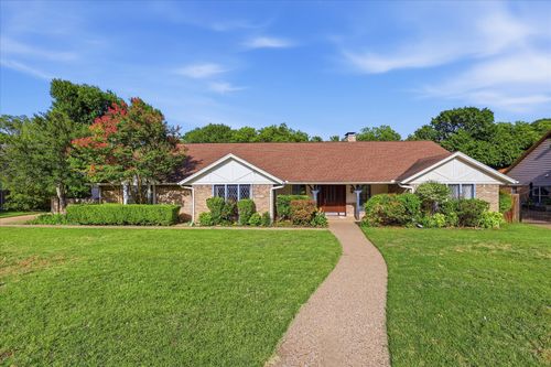 1116 Spring Lake Dr, Duncanville, TX, 75137-2950 | Card Image
