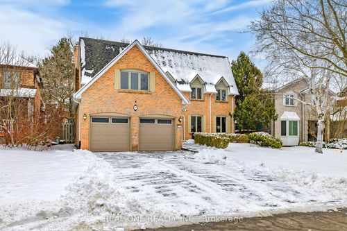 27 Aitken Cir, Unionville, ON, L3R7K9 | Card Image