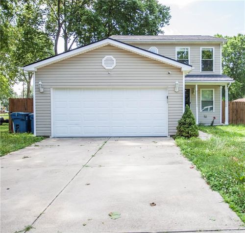 3302 Shorelands Rd, Moraine, OH, 45439-1330 | Card Image