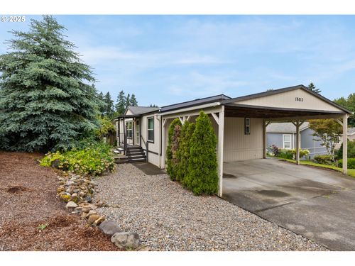 18013 S Greenfield Dr, Oregon City, OR, 97045-7842 | Card Image