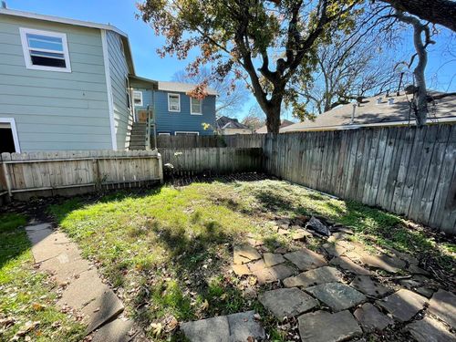 206 Frawley St, Houston, TX, 77009-3228 | Card Image