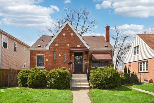 9404 S 55th Ct, Oak Lawn, IL, 60453-2316 | Card Image
