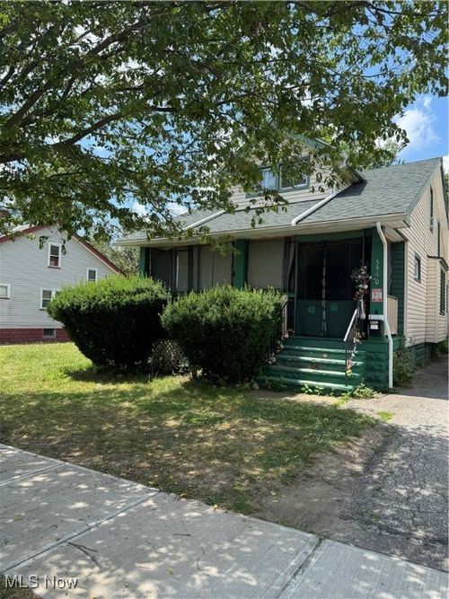 3950 E 121st St, Cleveland, OH, 44105-4551 | Card Image