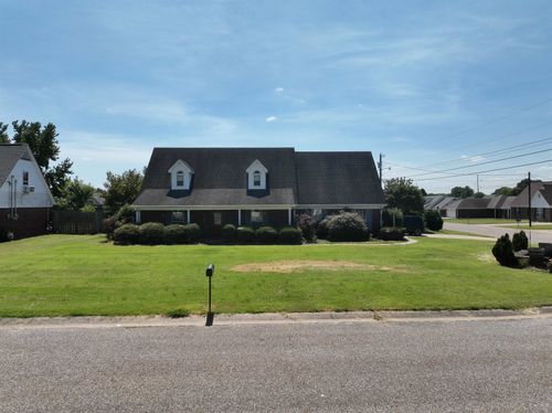 81 Woodchase Dr, Brighton, TN, 38011-4106 | Card Image