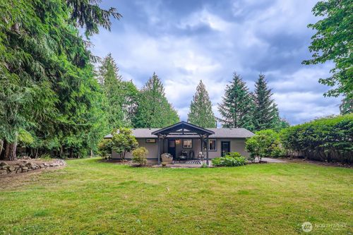 19515 170th Ave Ne, Woodinville, WA, 98072-7056 | Card Image