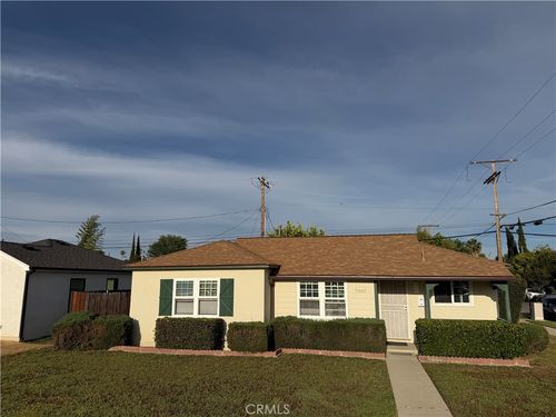 7002 Aura Ave, Reseda, CA, 91335-3723 | Card Image