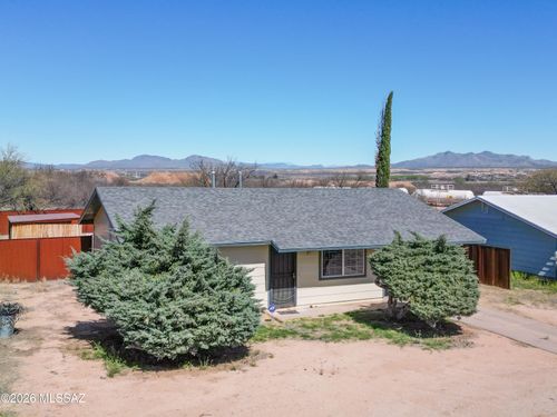 775 E Country Club Dr, Benson, AZ, 85602-7001 | Card Image