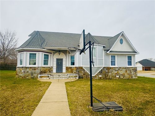 3200 Kennesaw St, Springdale, AR, 72764-7426 | Card Image