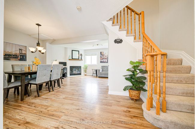 83 Corey Cir, Condo with 3 bedrooms, 3 bathrooms and 1 parking in Georgetown ON | Image 6