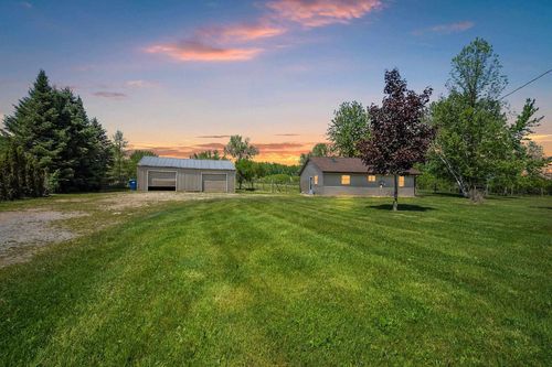 W382 County Rd E, GREEN VALLEY, WI, 54154 | Card Image