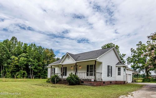127 Rodney Lanier Rd, Chinquapin, NC, 28521-8507 | Card Image
