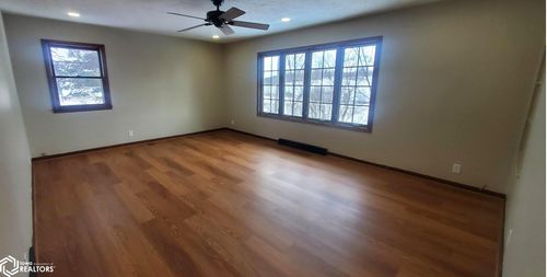 102 S 27th St, Denison, IA, 51442-2328 | Card Image