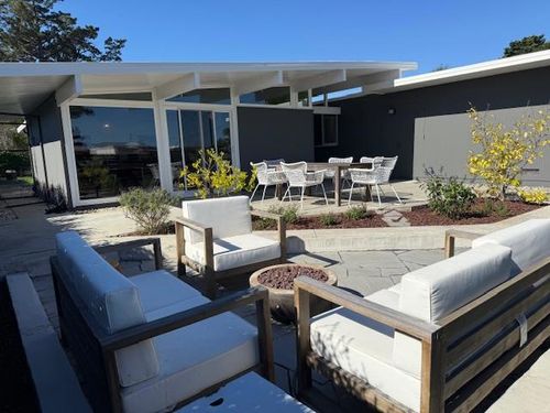 2068 New Brunswick Dr, San Mateo, CA, 94402-4013 | Card Image