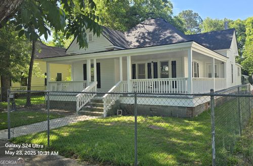 606 W Suwanee St, Fitzgerald, GA, 31750-2043 | Card Image