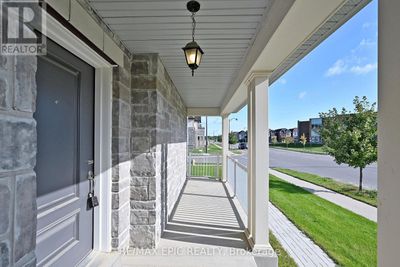 1 Kenneth Ross Bend, House other with 5 bedrooms, 4 bathrooms and 6 parking in East Gwillimbury ON | Image 3