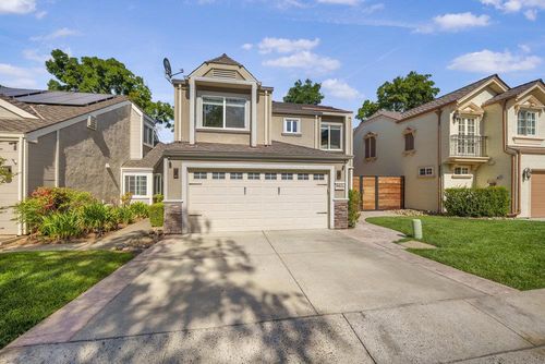 965 Oak Park Dr, Morgan Hill, CA, 95037-4747 | Card Image