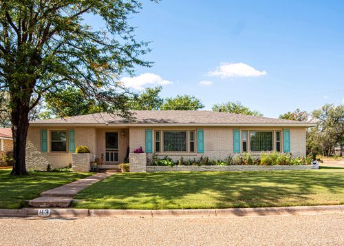 83 Houston Rd, Tulia, TX, 79088-1427 | Card Image