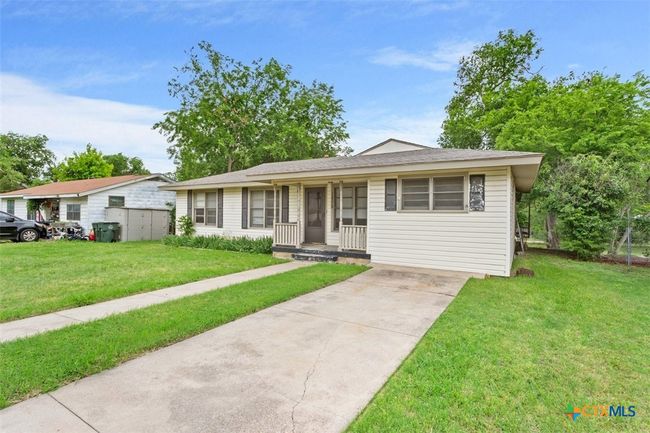1806 S 37 Th St, House other with 4 bedrooms, 2 bathrooms and null parking in Temple TX | Image 5