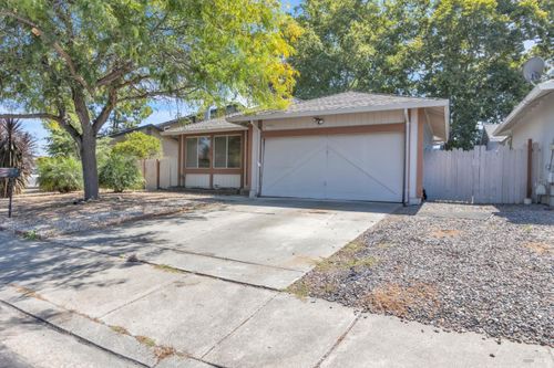 7126 Carillon Ct, Rohnert Park, CA, 94928-3539 | Card Image