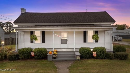102 Tomlinson St, Black Creek, NC, 27813-9017 | Card Image