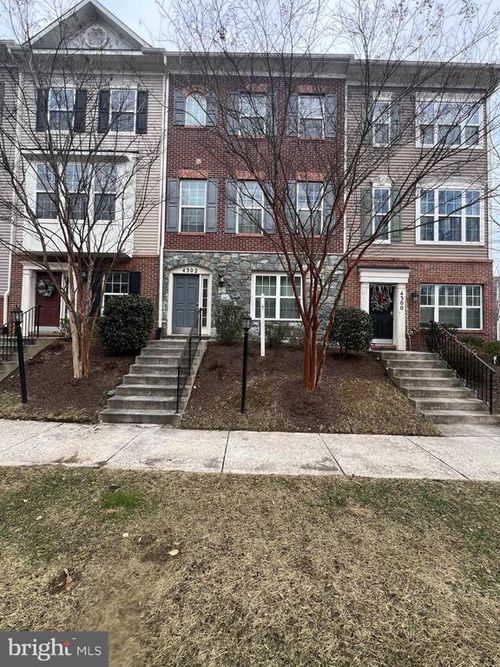 4302 Potomac Highlands Cir, TRIANGLE, VA, 22172-1787 | Card Image