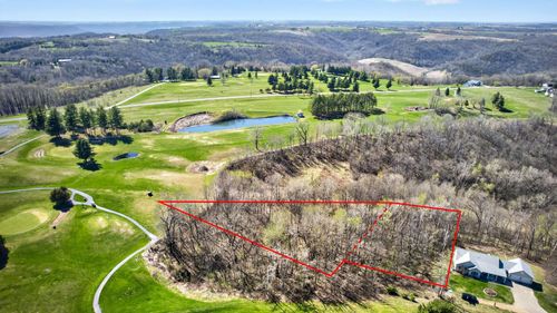 1059 Fairway Dr, Wabasha, MN, 55981-1071 | Card Image