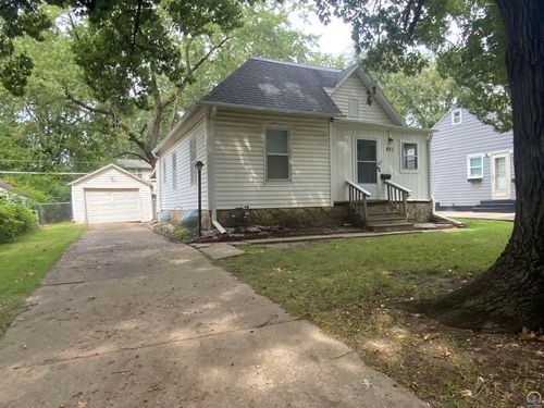 921 Sw Frazier Ave, Topeka, KS, 66606-1947 | Card Image
