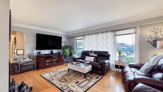 398 Kingsway St, House other with 3 bedrooms, 2 bathrooms and 4 parking in Kincardine ON | Image 9