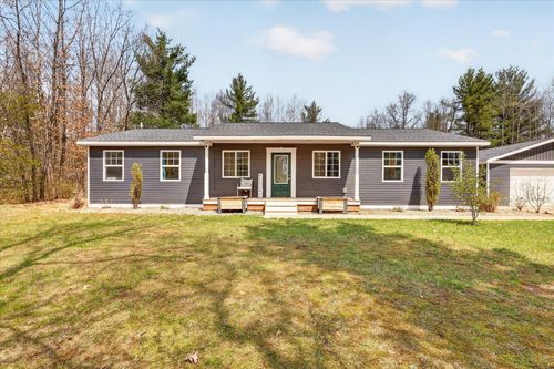 20392 Gates Rd, Howard City, MI, 49329-8504 | Card Image