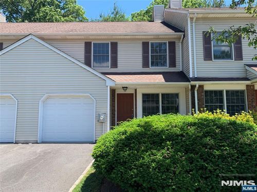 15 Park View Pl, Fair Lawn, NJ, 07410-4346 | Card Image