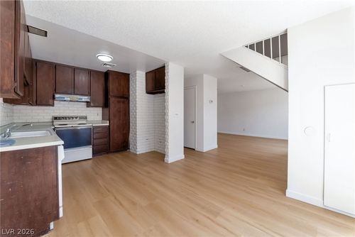 5831 Bromley Avenue, Las Vegas, NV, 89107 | Card Image