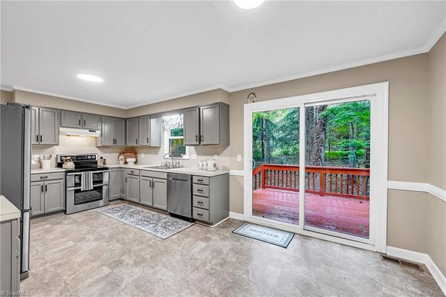 6057 Arden Dr, House other with 3 bedrooms, 3 bathrooms and null parking in Clemmons NC | Image 14
