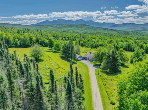 144 Hyfield Ln, Jefferson, NH, 03583-6229 | Card Image