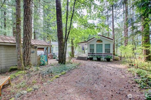 42 Riverside Dr, Deming, WA, 98244 | Card Image