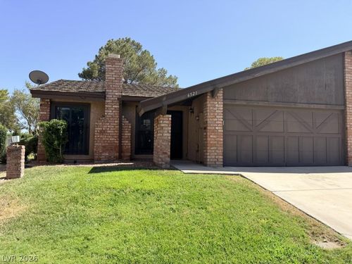 6521 Sugarpine Ln, Las Vegas, NV, 89107-1037 | Card Image