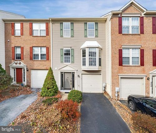 204 Barclay Dr, Hockessin, DE, 19707-8909 | Card Image