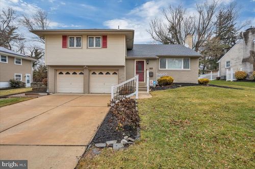 114 Weather Vane Dr, Cherry Hill, NJ, 08002-1038 | Card Image