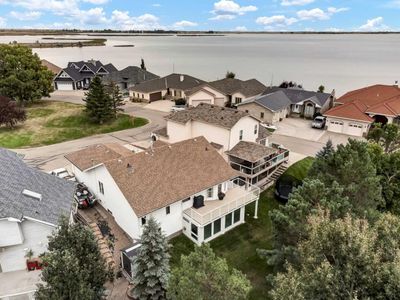 66 White Pelican Crt, House detached with 5 bedrooms, 4 bathrooms and 6 parking in Lake Newell Resort AB | Image 3