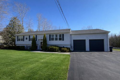2094 Glenwood Avenue, Hermon, ME, 04401 | Card Image