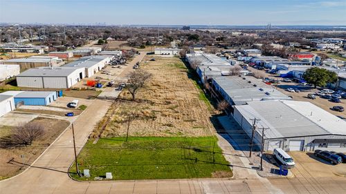 2375 Doreen St, Grand Prairie, TX, 75050-4909 | Card Image