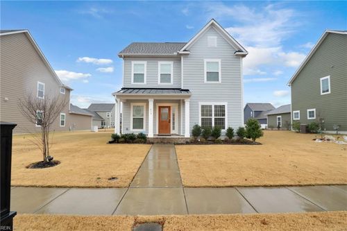 615 Horse Camp Ln, Chesapeake, VA, 23323-5933 | Card Image