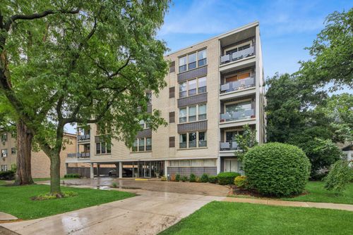 505-1535 Park Ave, River Forest, IL, 60305-1211 | Card Image